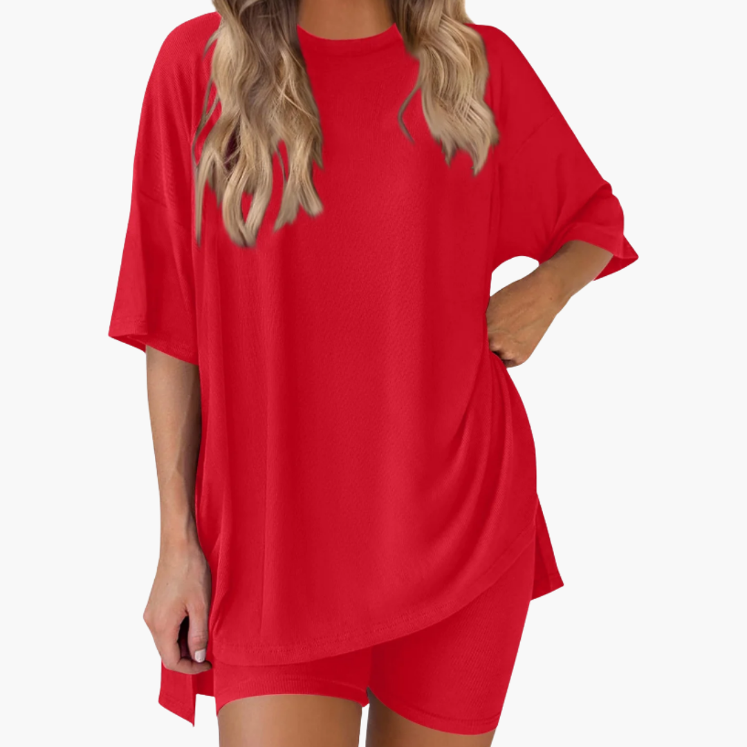 Completo sportivo donna con top a collo a V e pantaloncini larghi