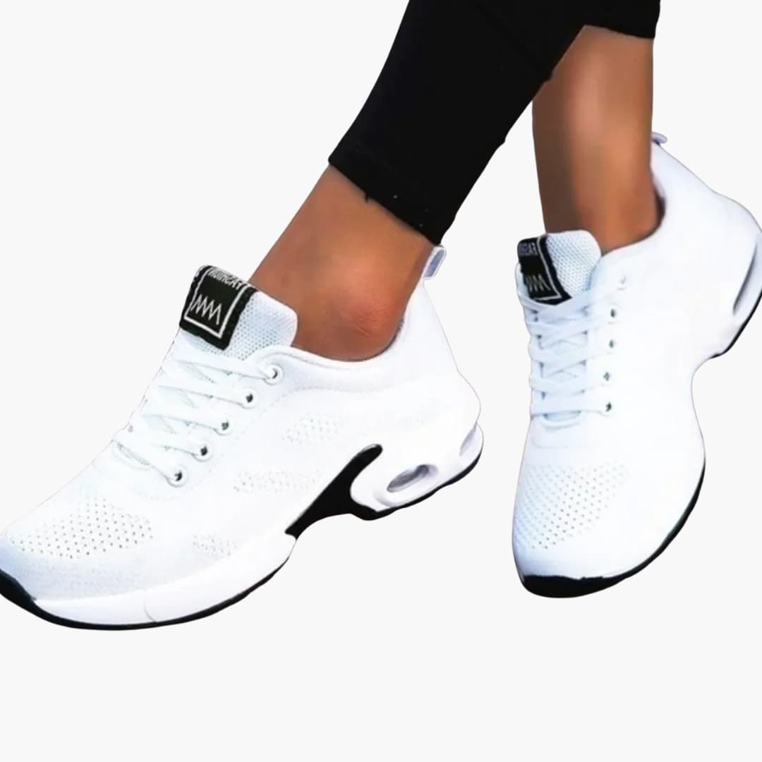 Baskets femme à lacets avec bout arrondi