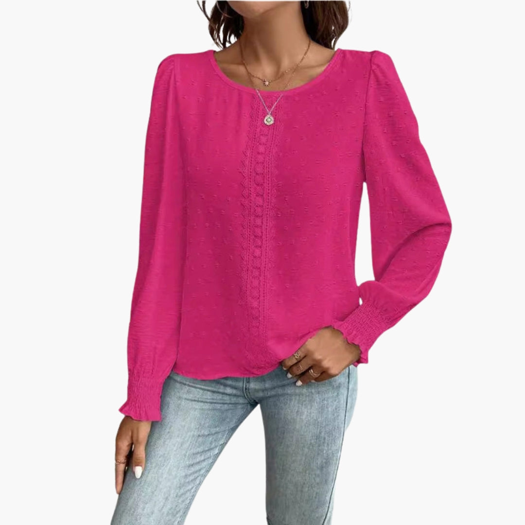 Camicia donna con scollo rotondo e dettaglio ricamato