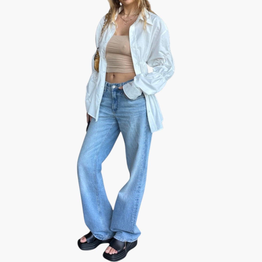 Camicia da donna con collo e dettaglio arricciato