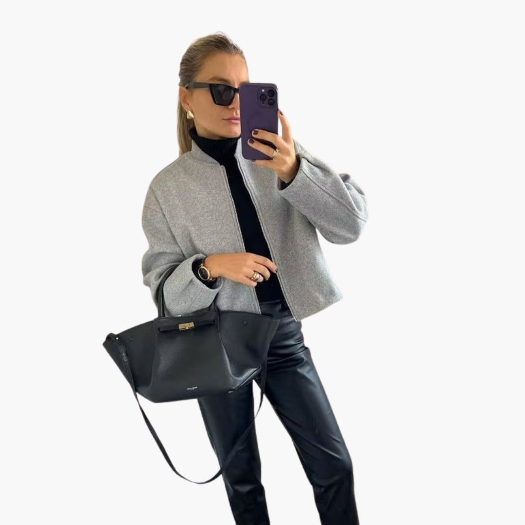 Giubbotto Bomber Donna con Taglio Moderno