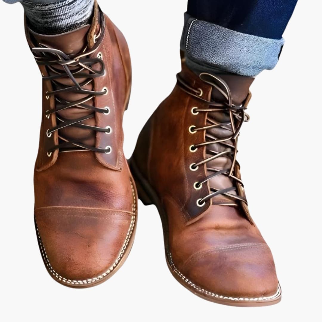 Bottes homme avec tige haute et semelle profilée