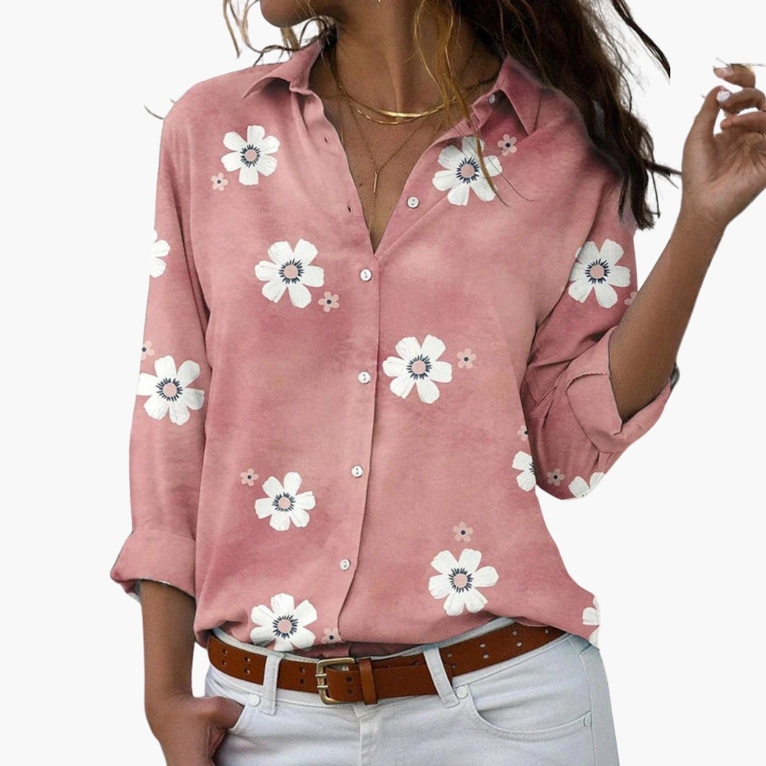 Camisa de mulher com fecho de botões e padrão floral