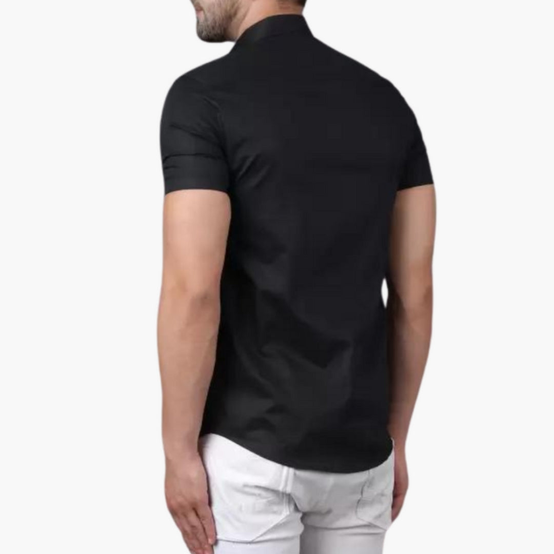 Camicia uomo con colletto classico e maniche corte