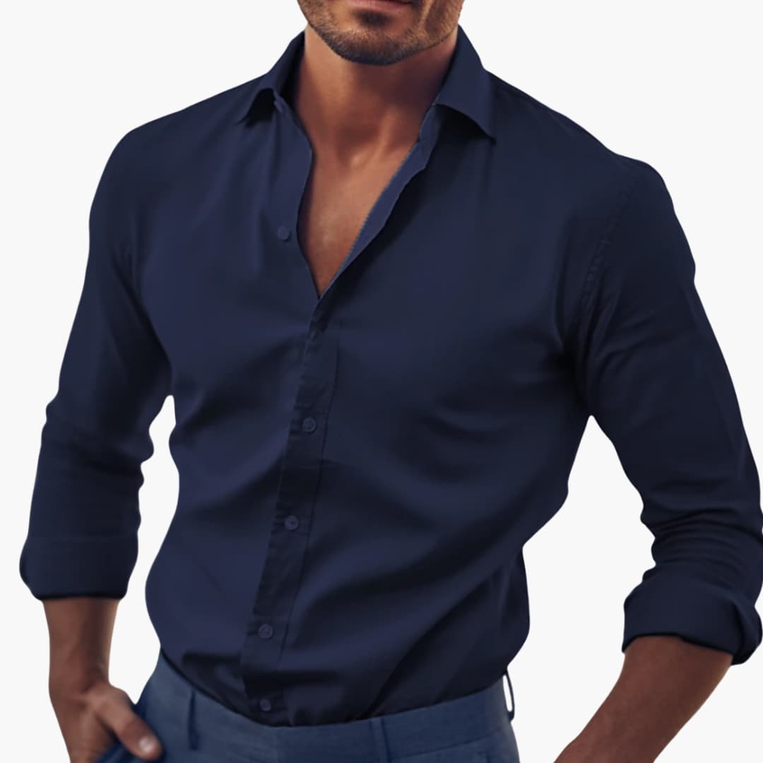 Chemise homme à coupe classique avec fermeture boutonnée