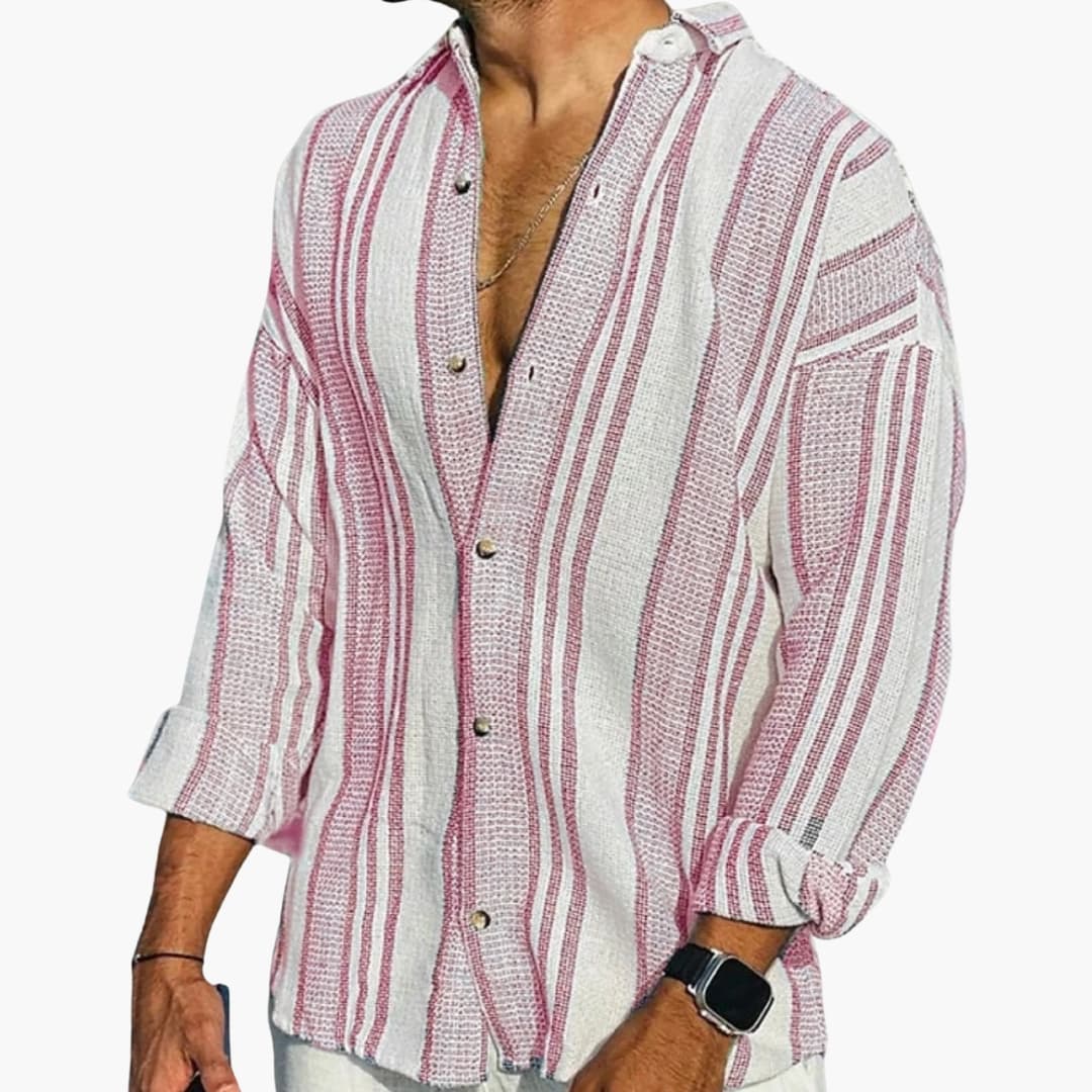 Chemise homme à manches longues avec col classique et fermeture boutonnée
