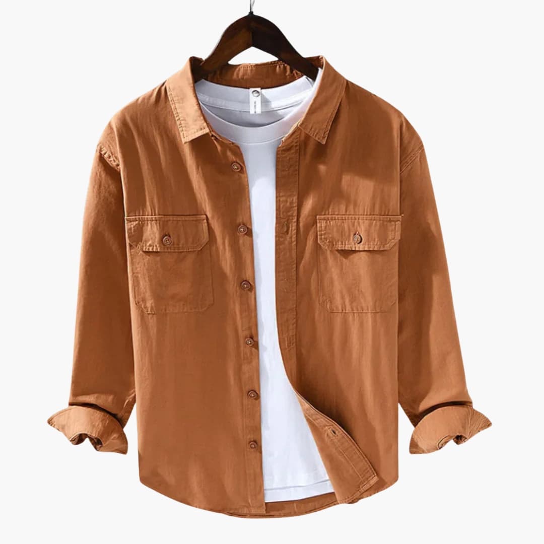 Chemise homme à manches longues avec col classique et poches poitrine
