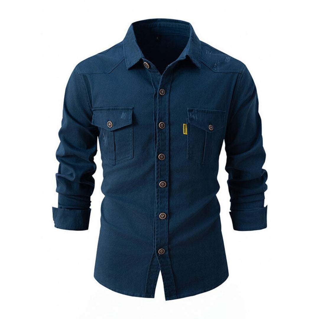 Chemise homme à poches poitrine et boutons