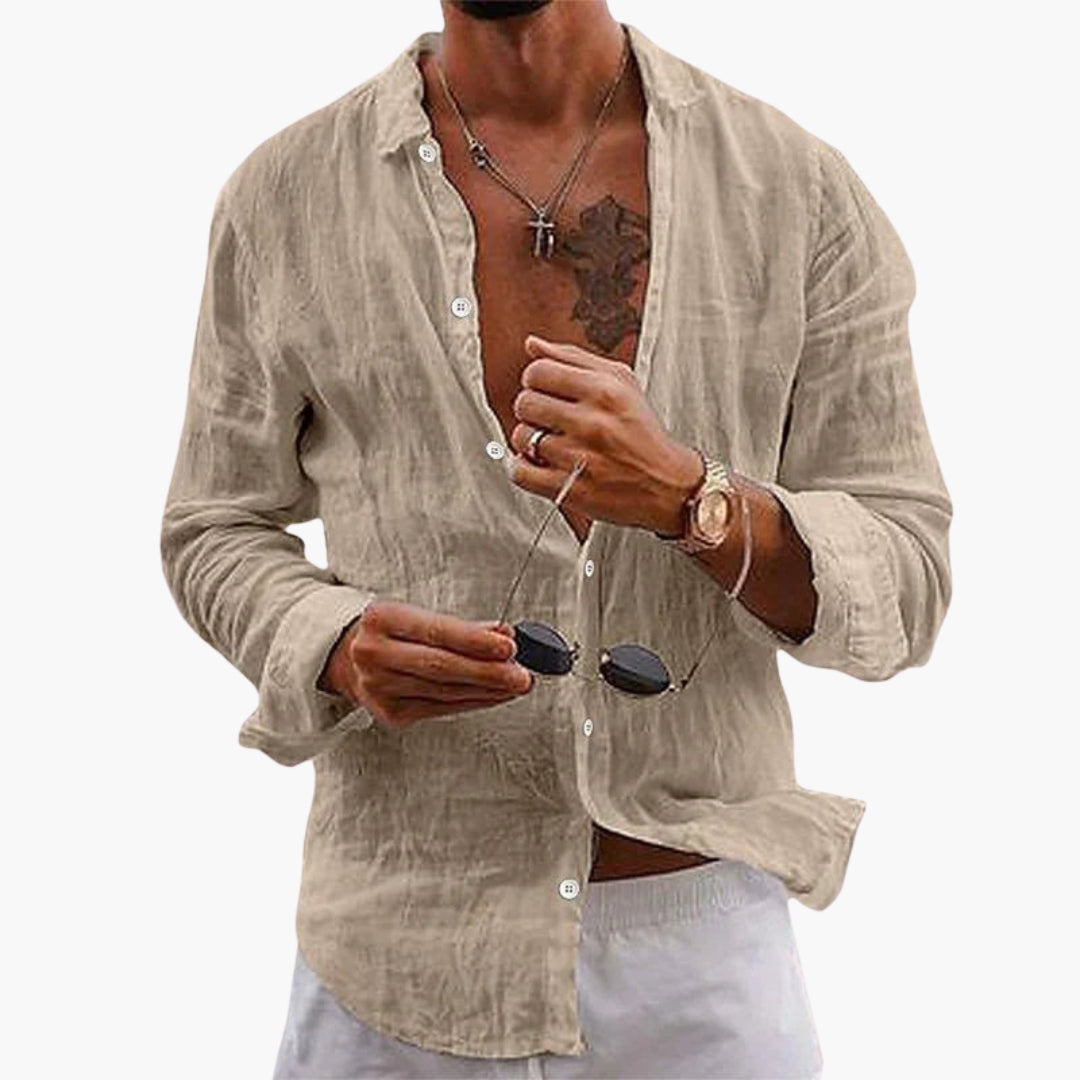 Men's shirt with collar and plain surface