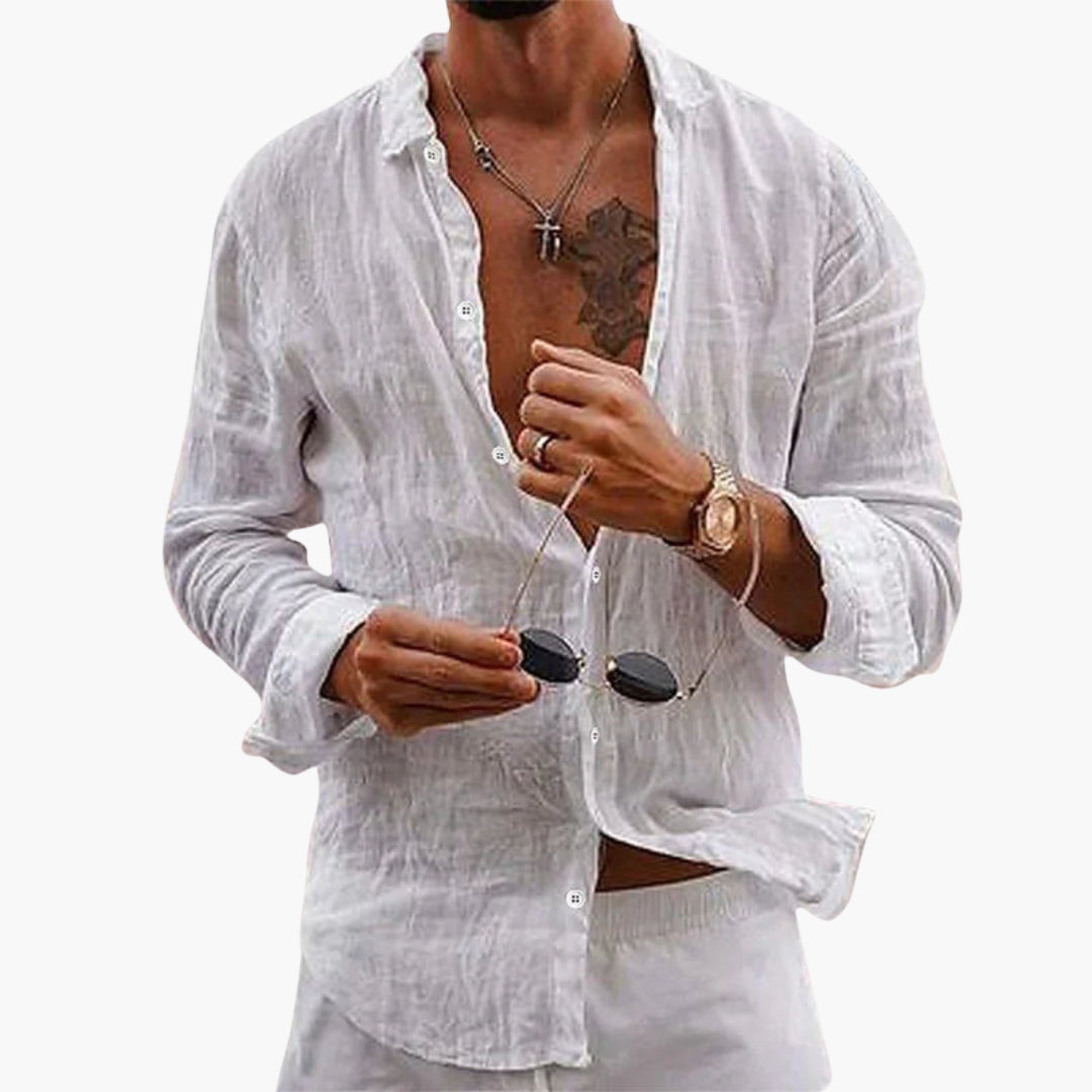 Men's shirt with collar and plain surface