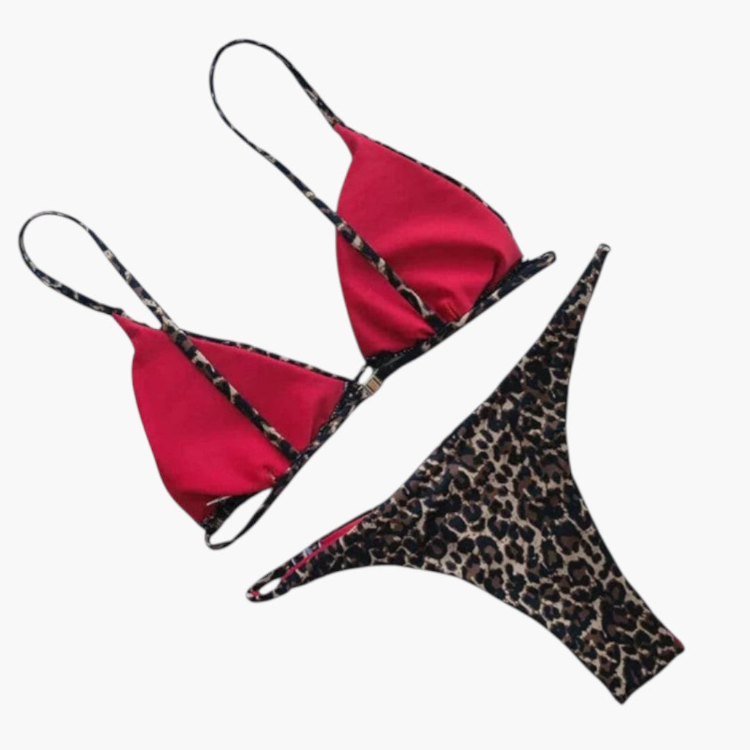 Women's two-piece swimsuit with leopard pattern
