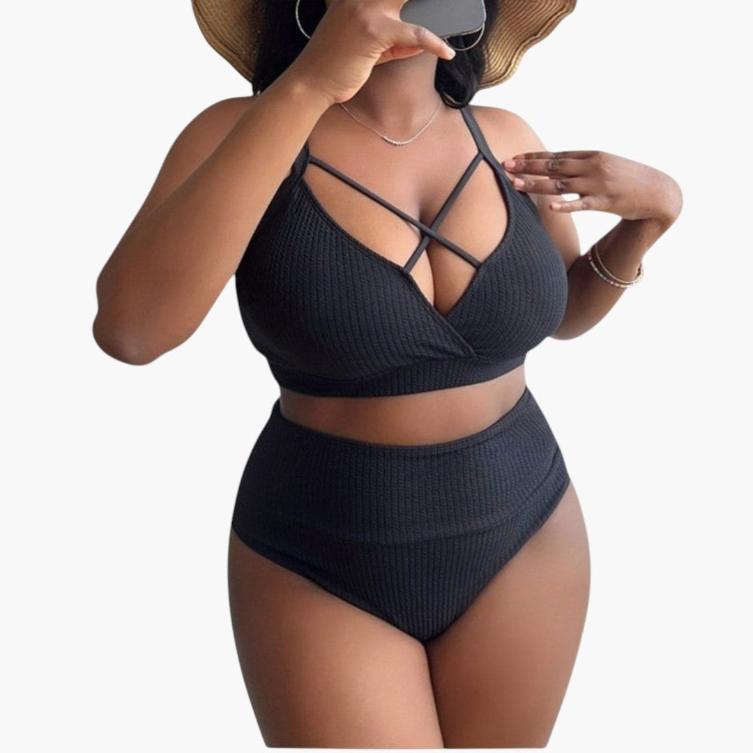 Plus-size women's two-piece swimsuit set with high-waisted bottoms