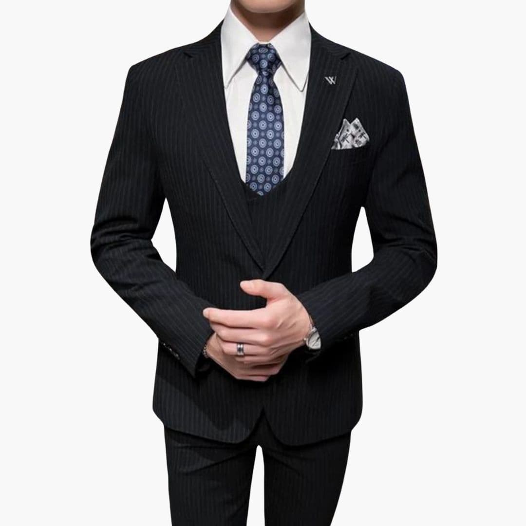 Ensemble costume d'affaires homme coupe ajustée