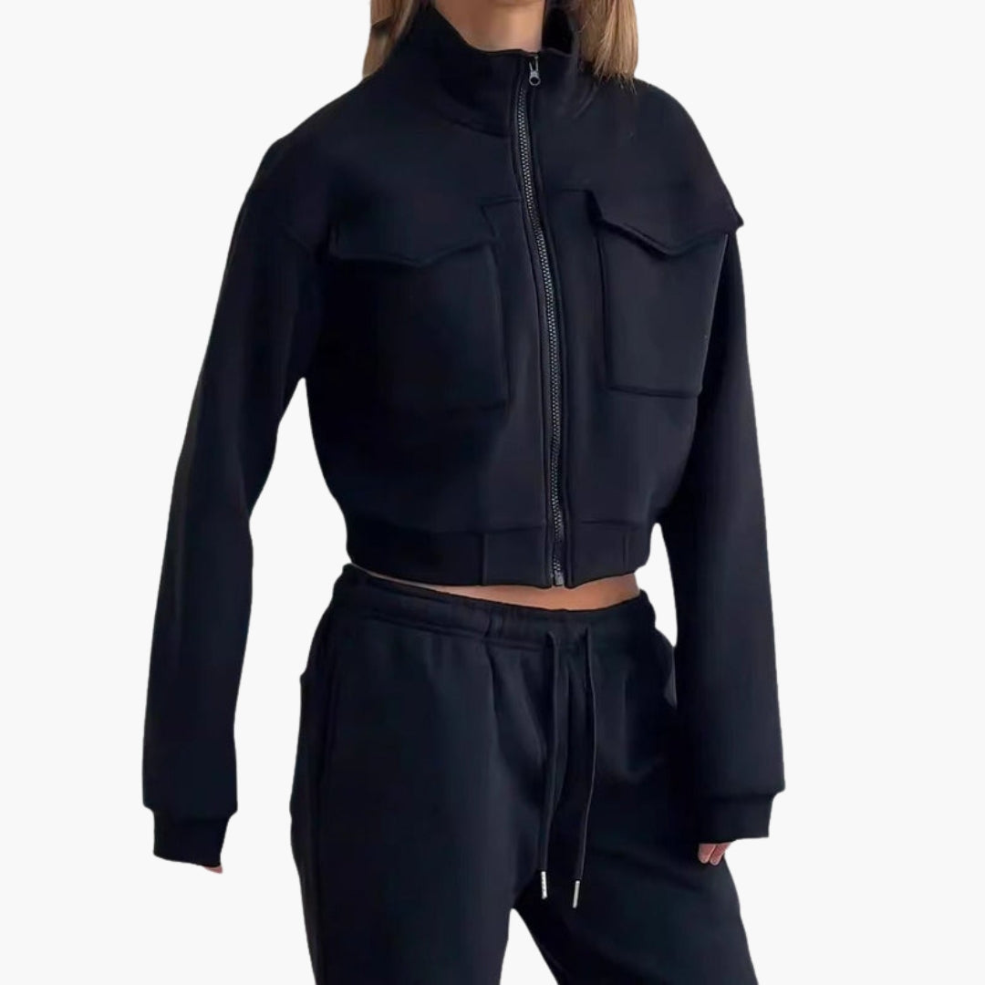 Completo relax donna con top con zip e pantaloni larghi