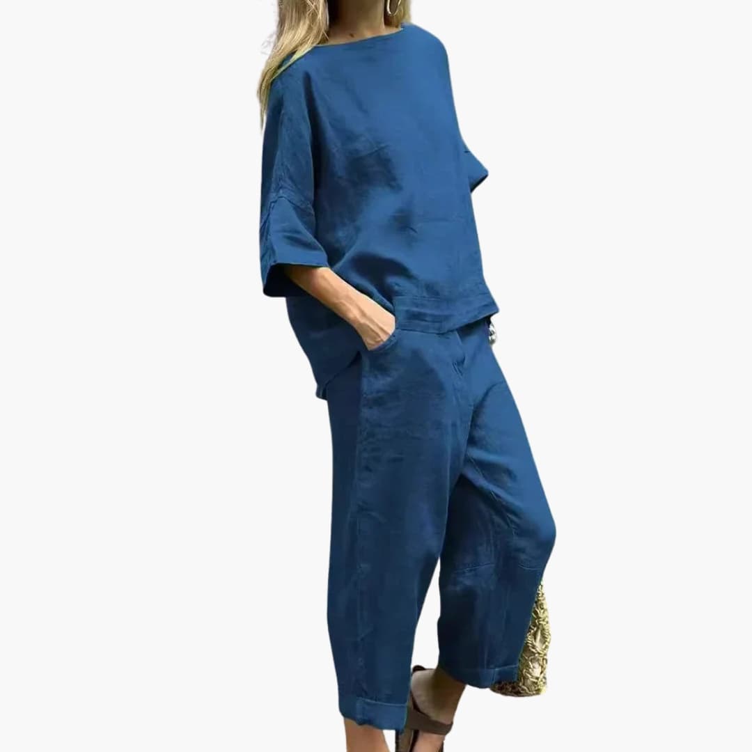 Ensemble deux pièces femme avec haut ample et pantalon droit