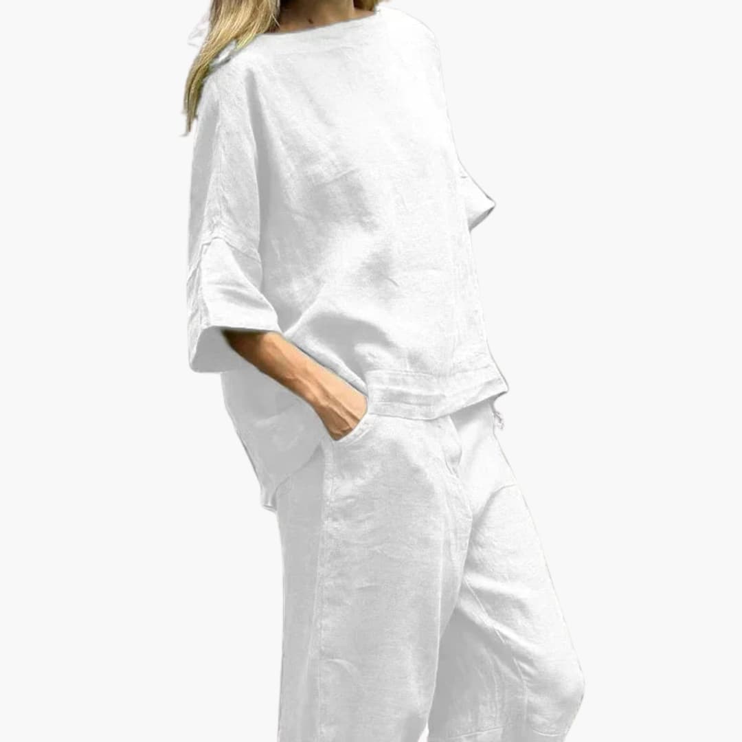 Ensemble deux pièces femme avec haut ample et pantalon droit