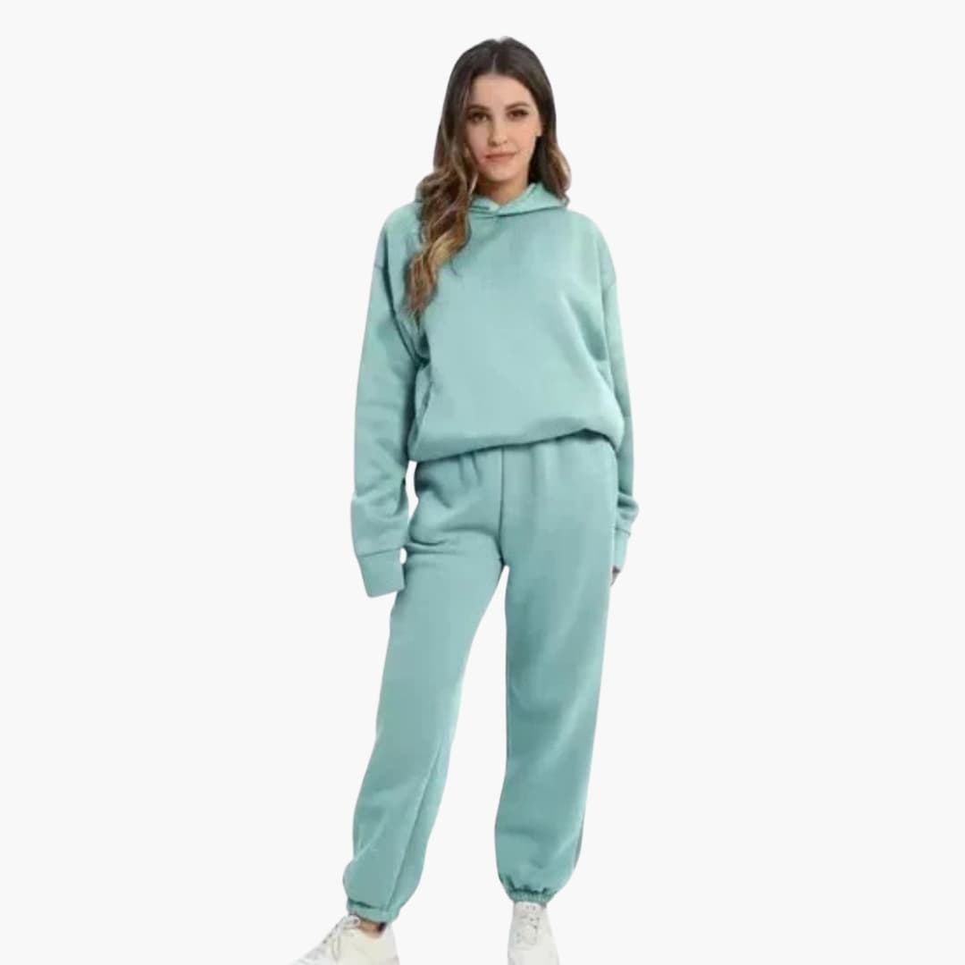 Ensemble deux pièces femme avec sweat à capuche et pantalon jogger