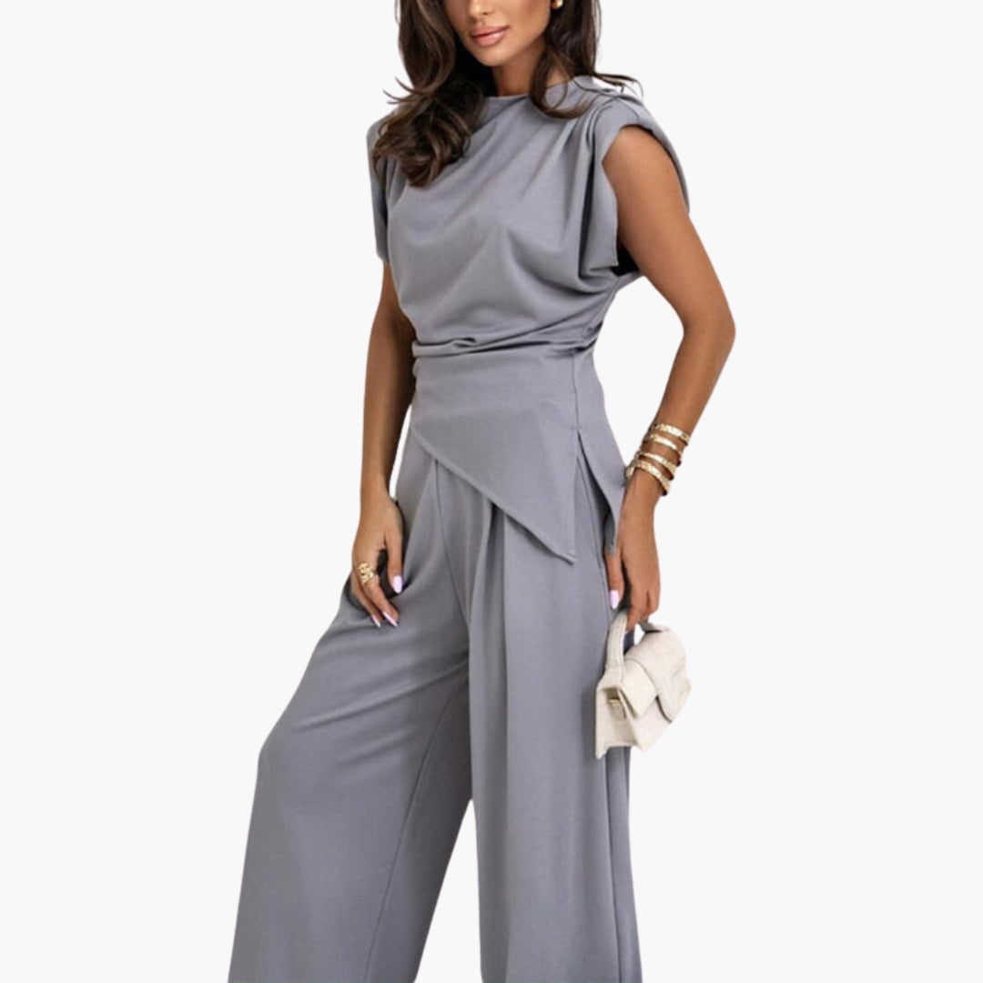 Two-piece women's set with draped top
