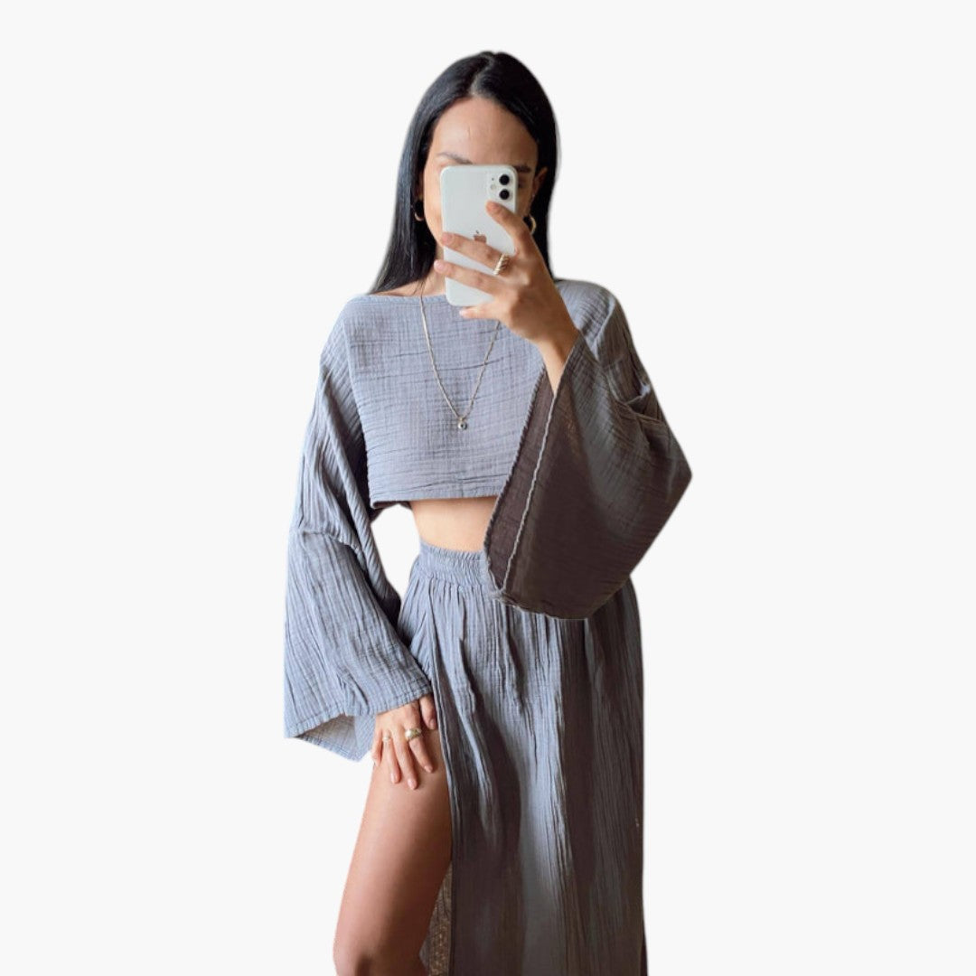 Two-piece set for women with a short top