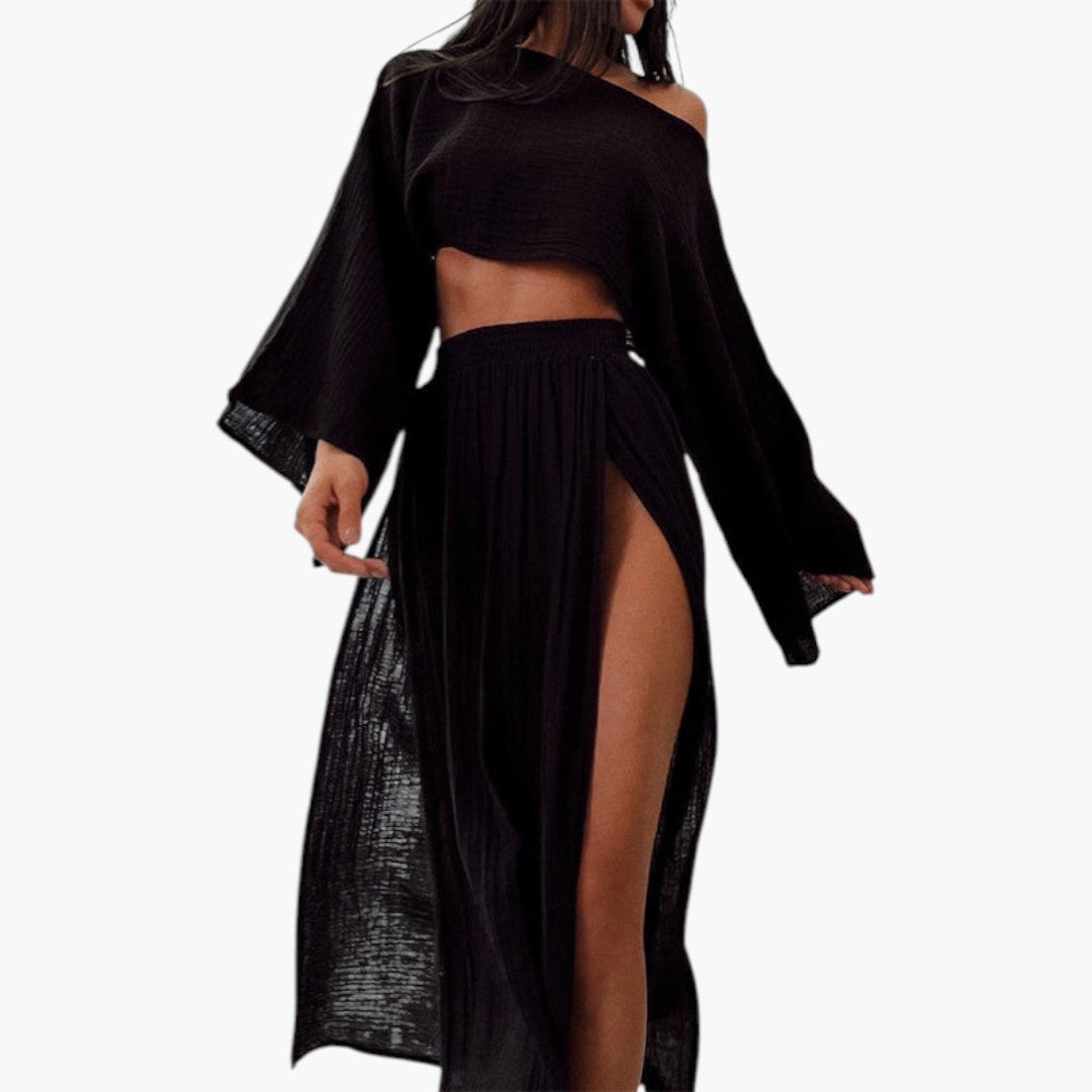 Two-piece set for women with a short top
