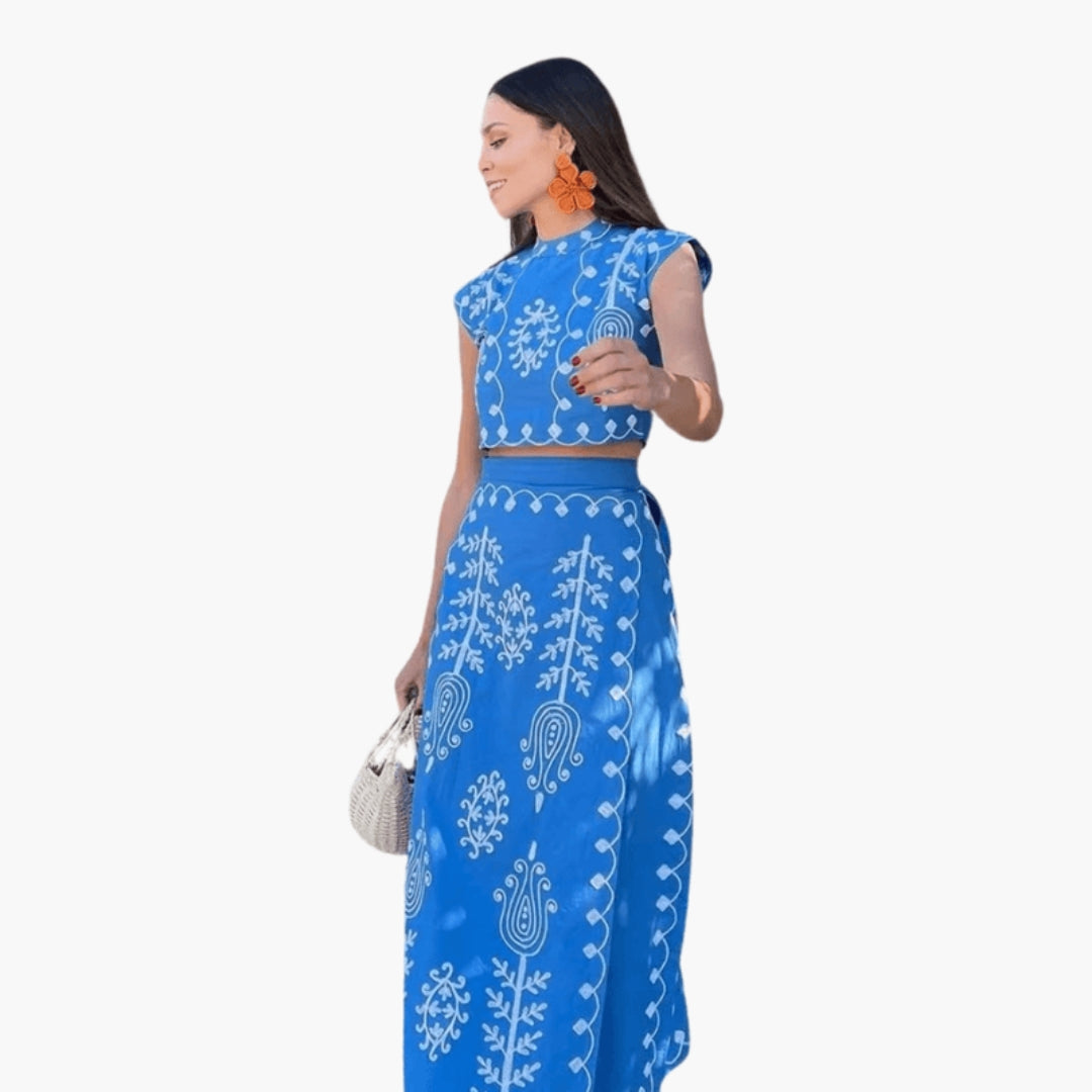 Ensemble femme 2 pièces avec top court et jupe