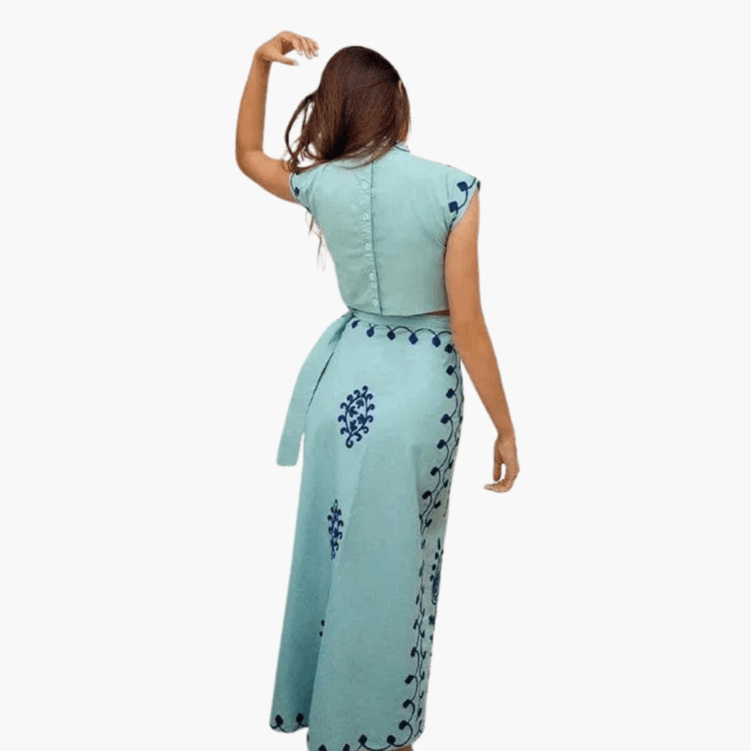 Ensemble femme 2 pièces avec top court et jupe