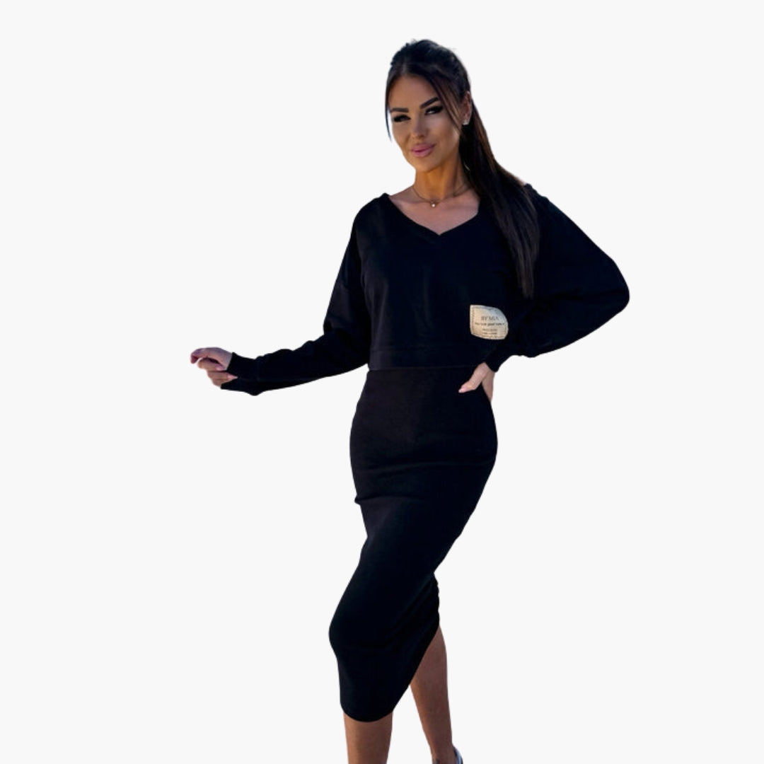 Completo donna due pezzi con maglia a collo a V e gonna