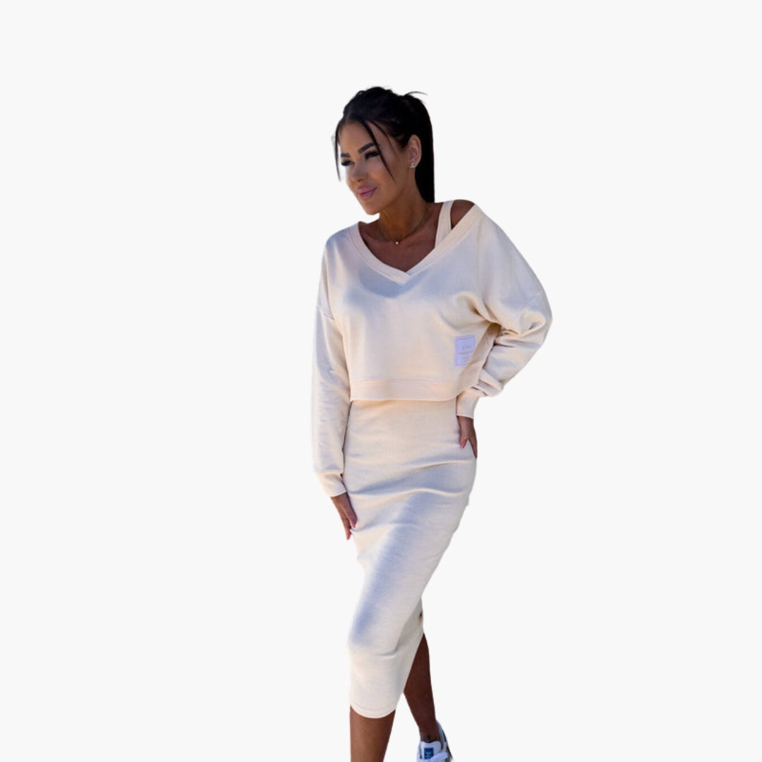 Completo donna due pezzi con maglia a collo a V e gonna