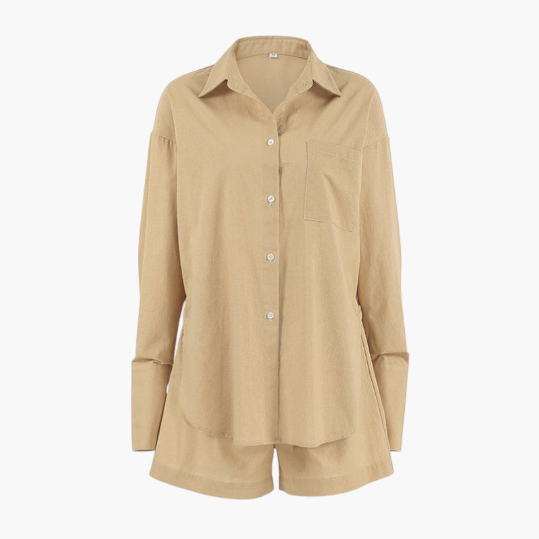 Completo donna con camicia ampia e pantaloncini