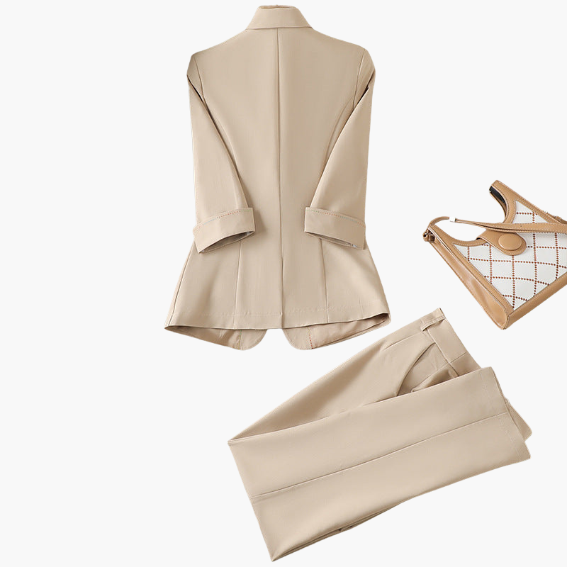 Ensemble femme veste et pantalon à fermeture à un bouton