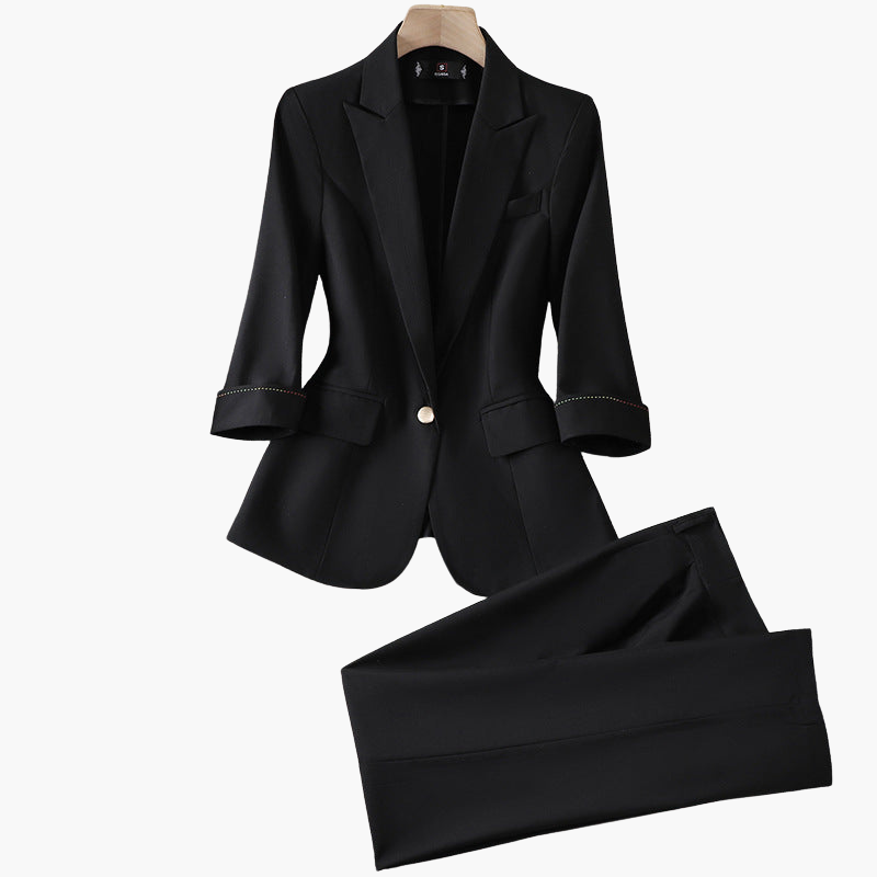 Ensemble femme veste et pantalon à fermeture à un bouton