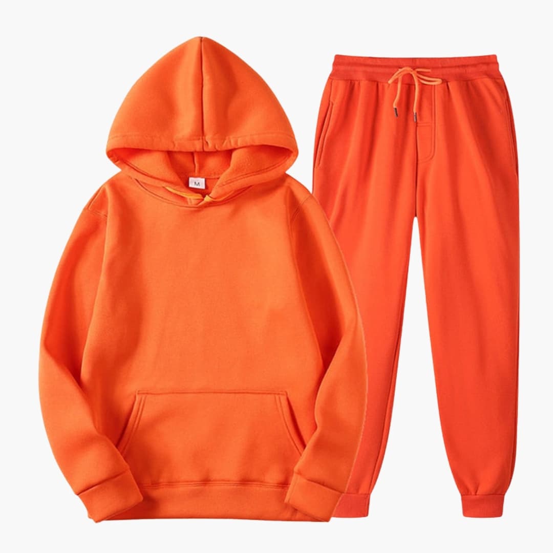 Women's jogging set with elastic waistband and long sleeves
