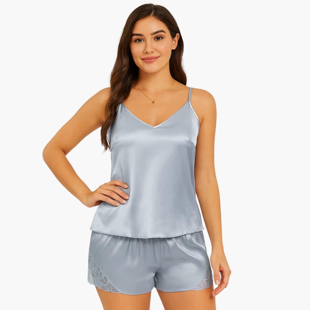 Ensemble pyjama femme en satin avec caraco et short