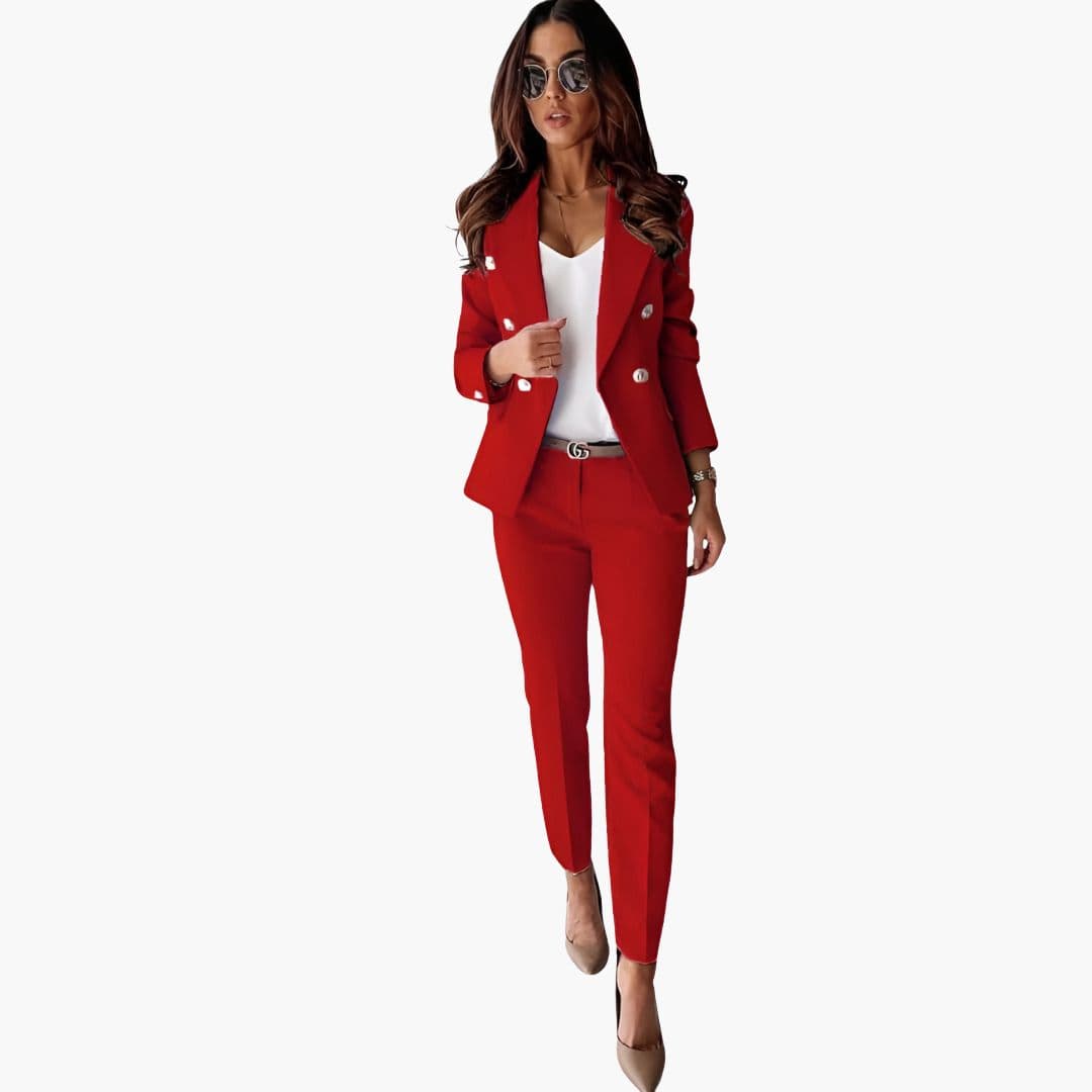 Ensemble tailleur femme avec veste à boutons et pantalon droit