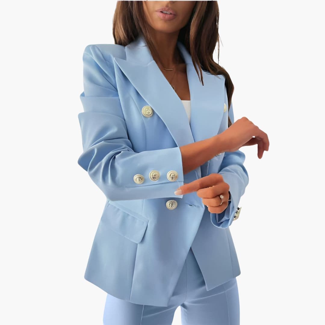 Ensemble tailleur femme avec veste à boutons et pantalon droit