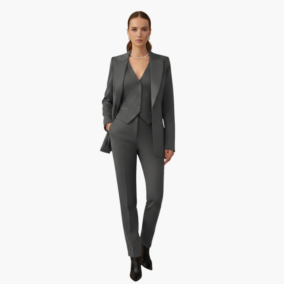 Completo tre pezzi donna con giacca e pantaloni