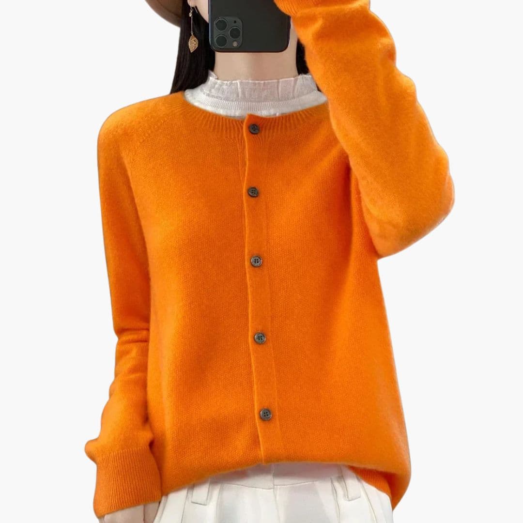 Cardigan femme avec col rond et boutonnage devant