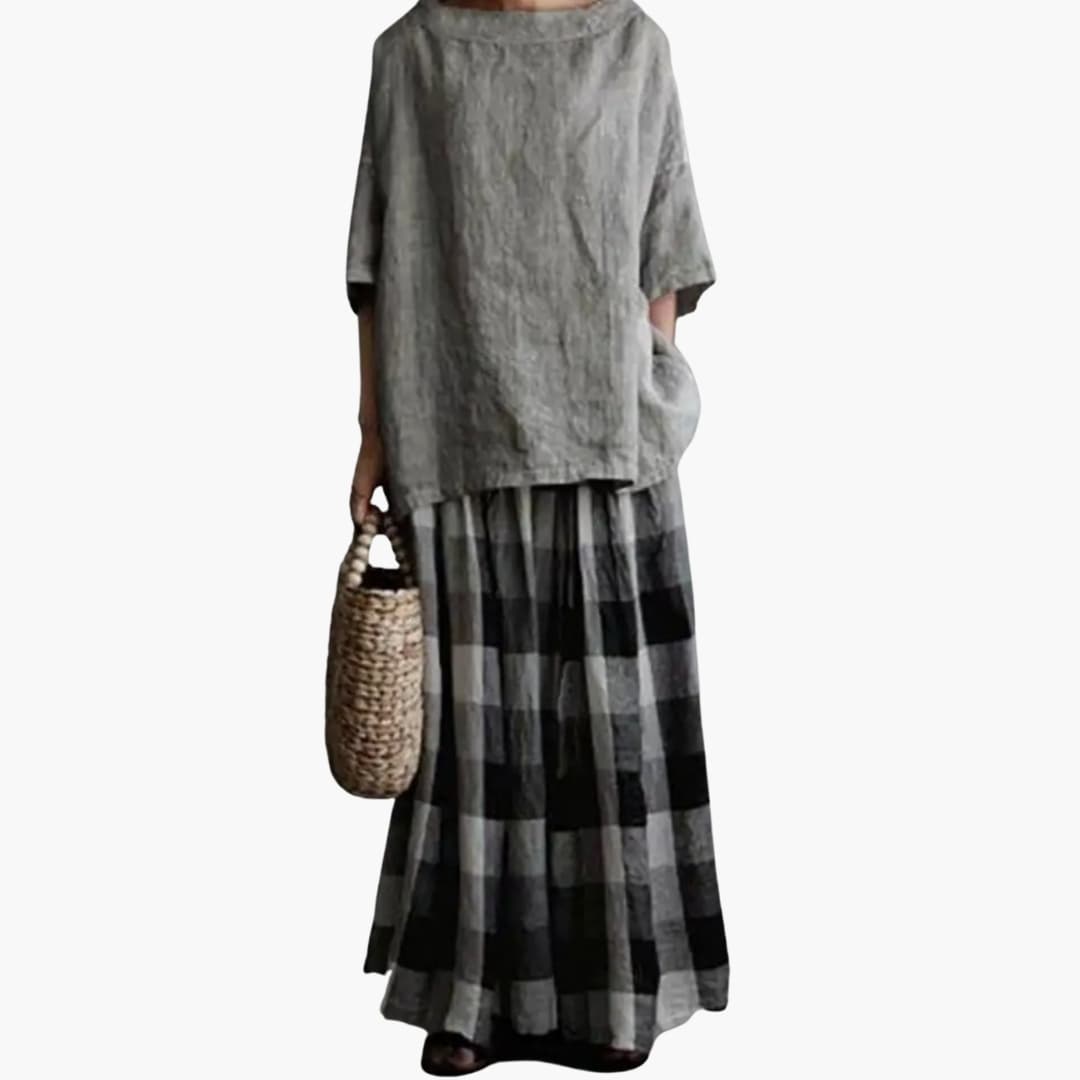 Haut femme ample avec col bateau et coupe décontractée