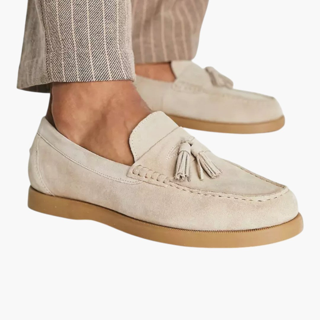 Mocasines para hombre con parte superior de ante y suela plana