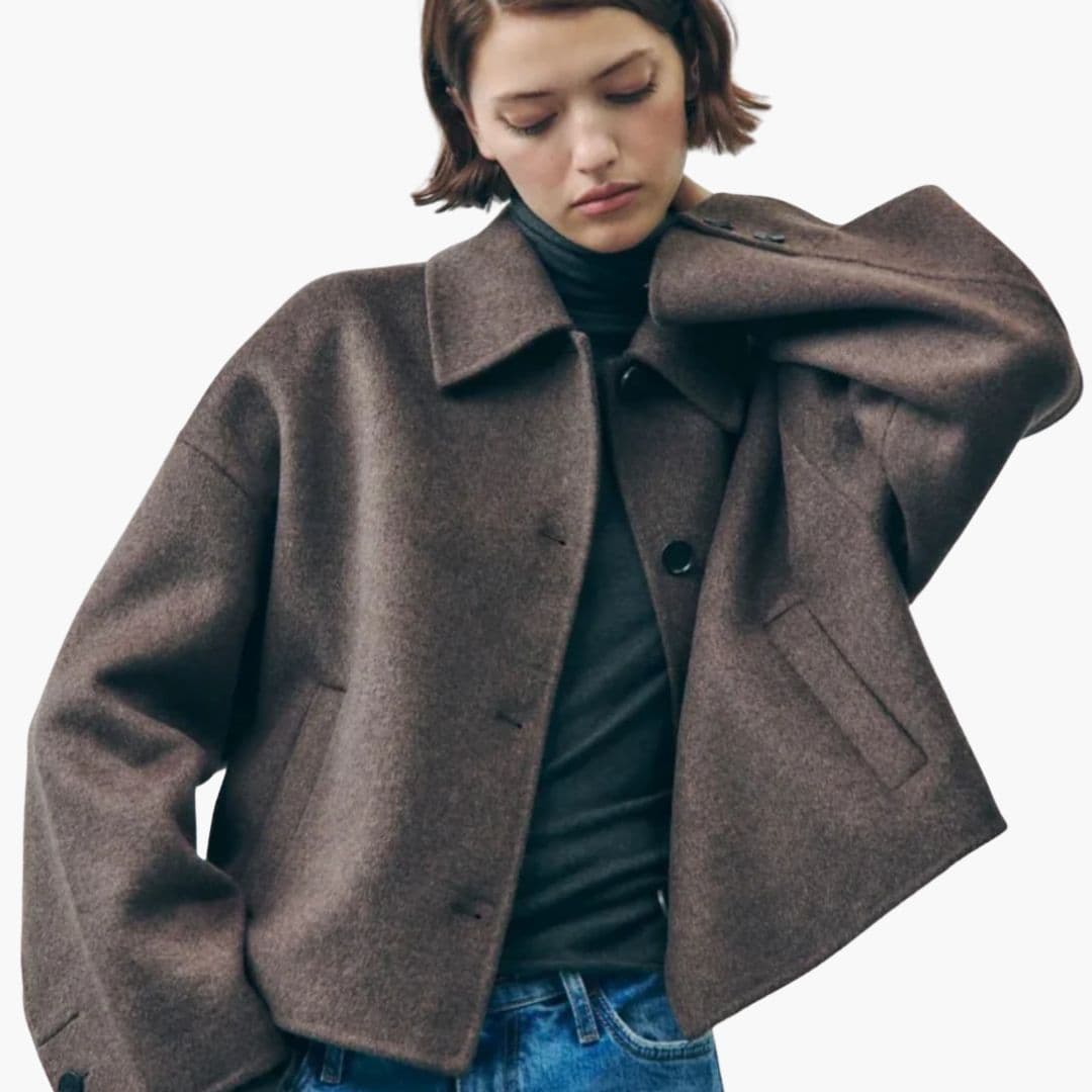 Manteau femme boutonné avec col chemise