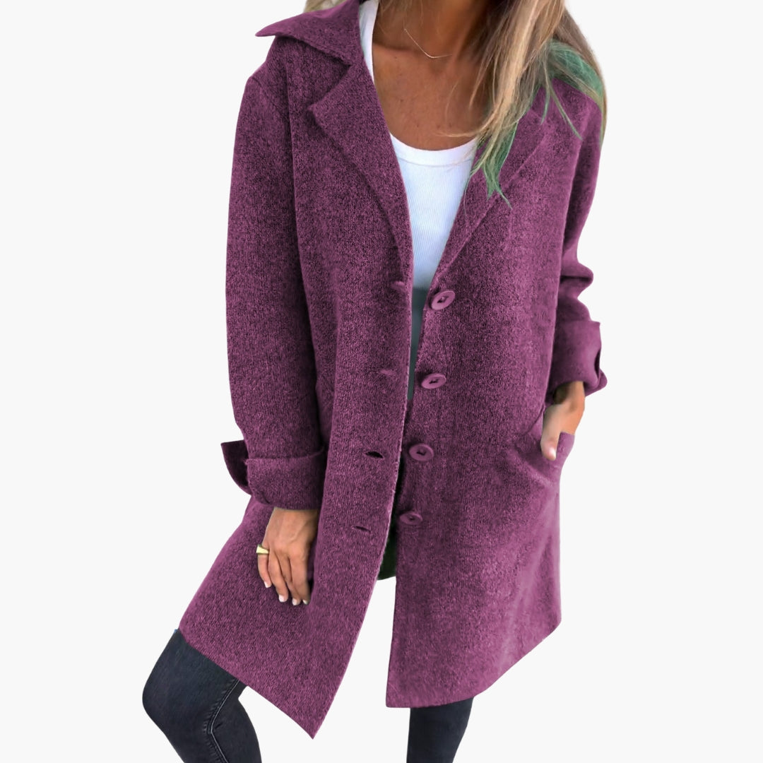 Women's long coat with lapel collar and button closure