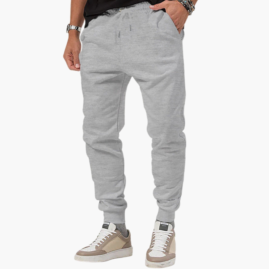 Men's sports pants with elastic waistband