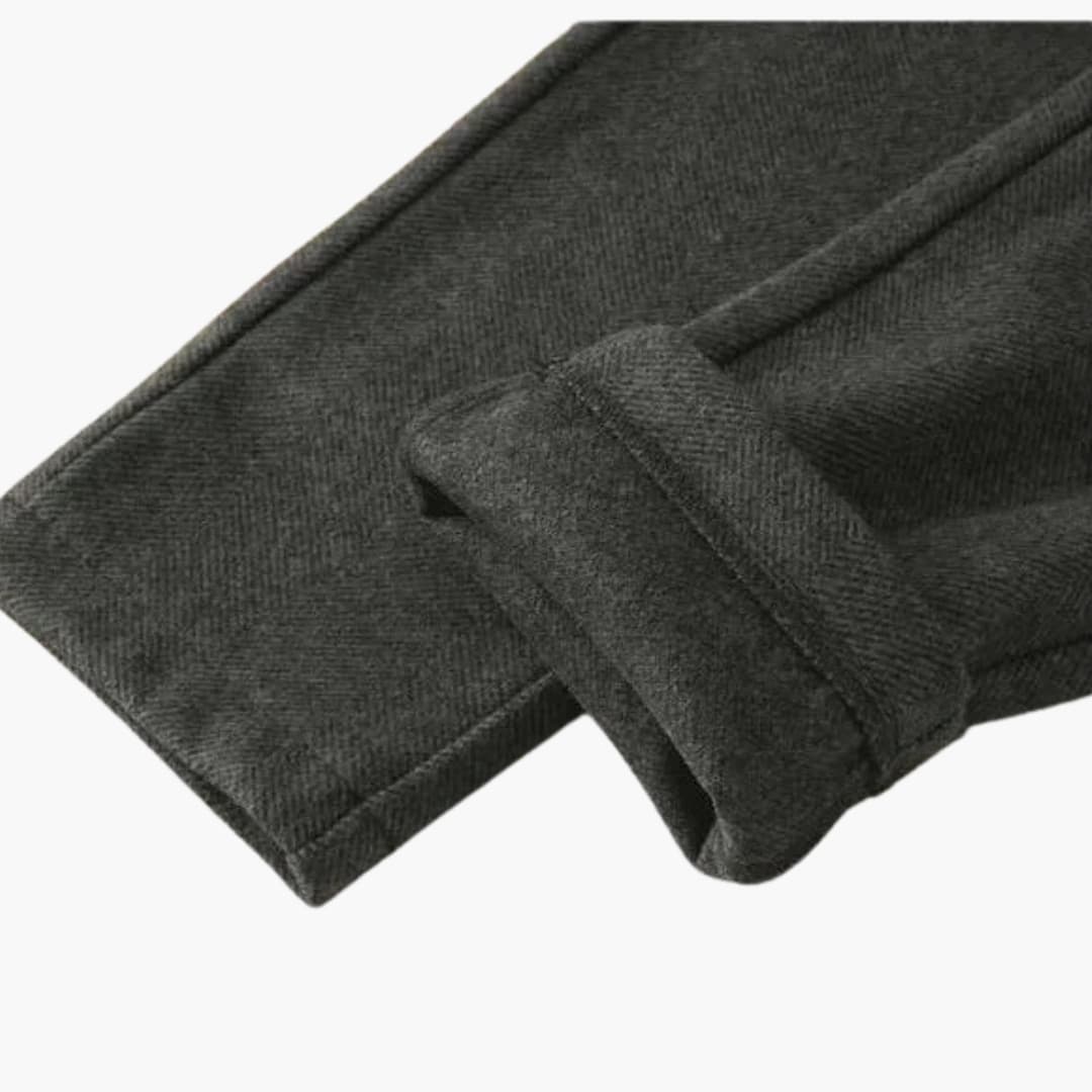 Pantalon femme à jambes droites avec poches latérales