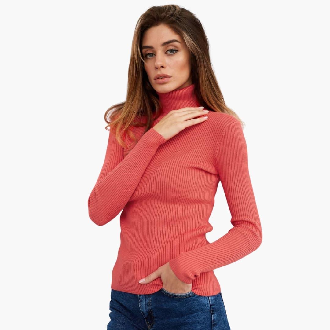 Pull à col roulé femme avec manches longues et surface côtelée