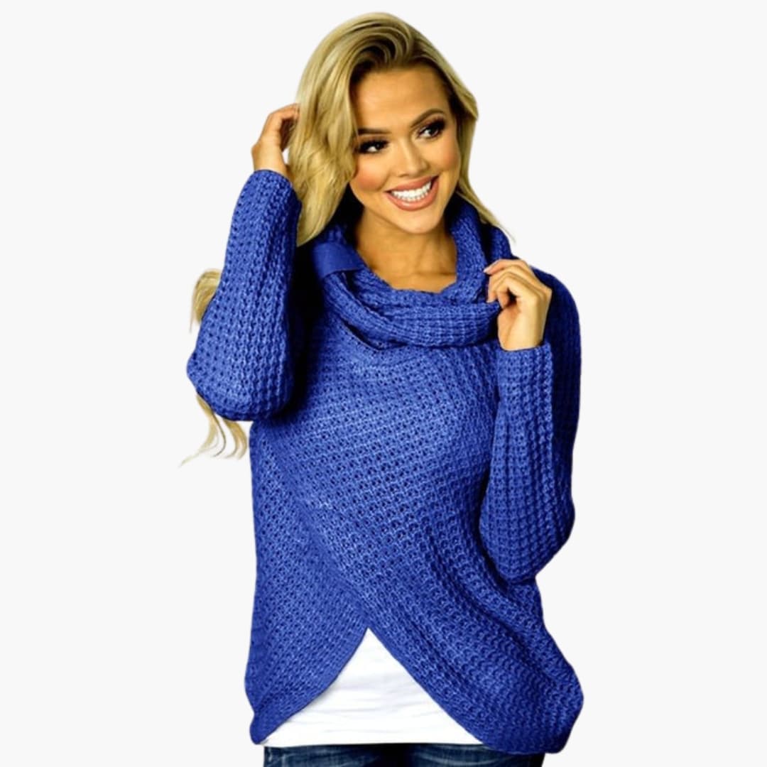 Pull em malha texturada para mulher com gola drapeada e bainha assimétrica