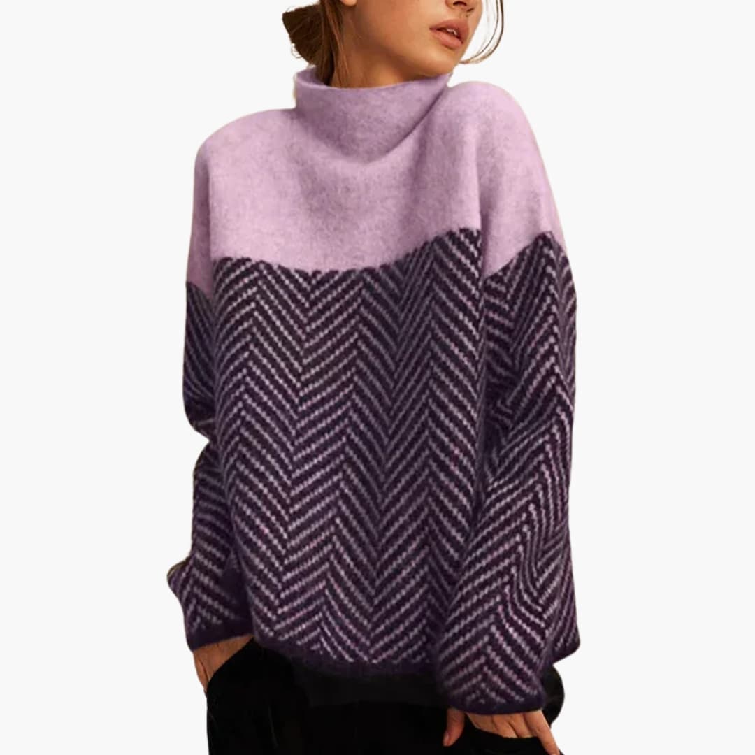 Camisola de mulher com gola alta e padrão chevron