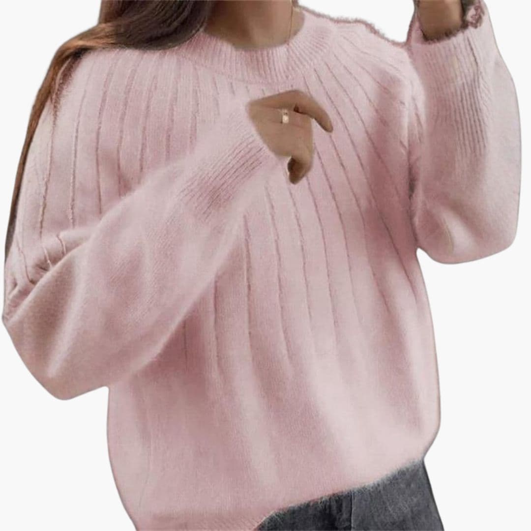 Women's ribbed knit pullover with round neck