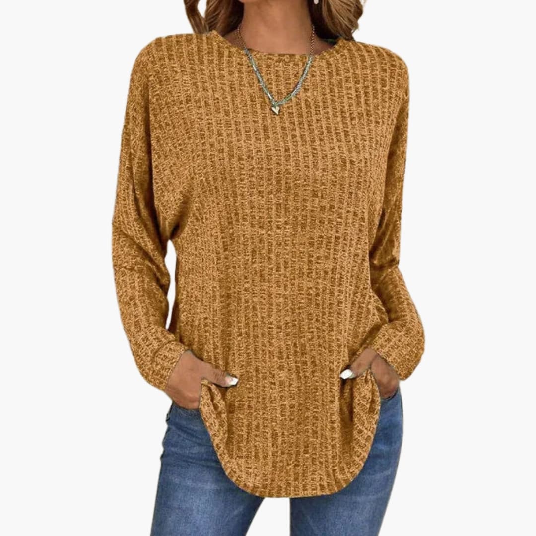 Pull pour femme à col rond et surface tricotée
