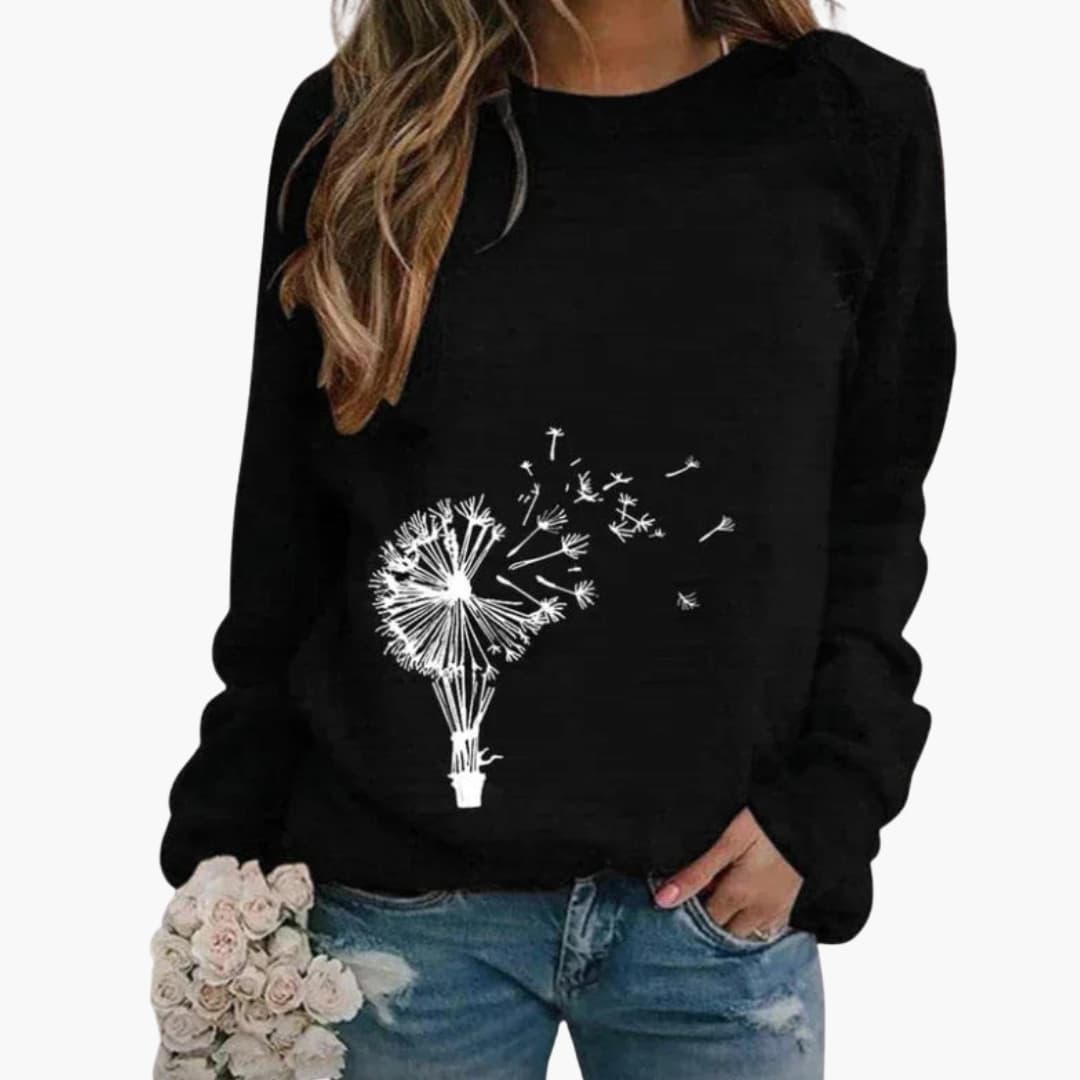 Women's pullover with round neck and knitted surface