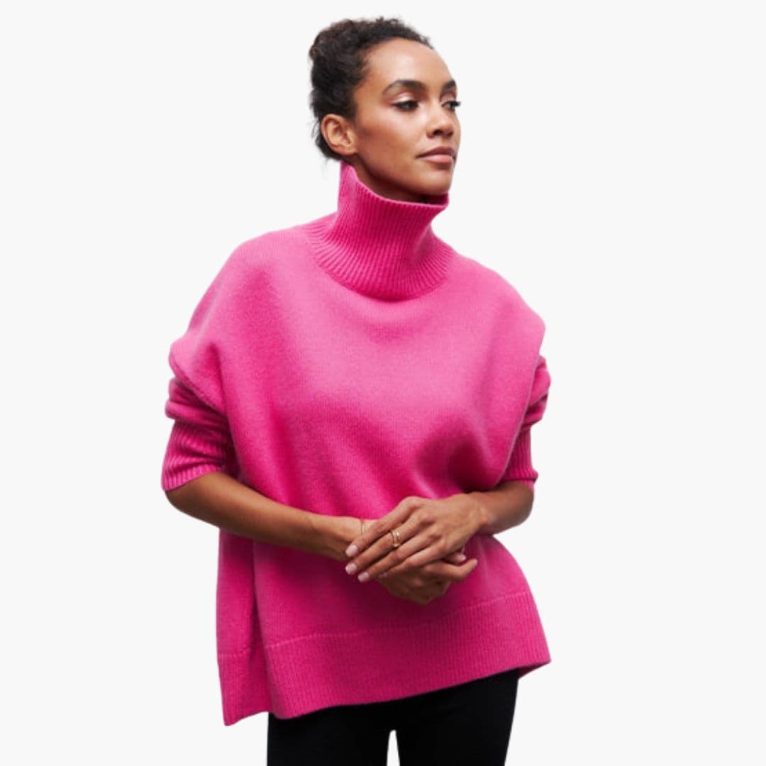 Pull femme en maille avec col roulé et base côtelée